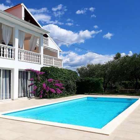 Holiday Home Villa Emma Debeljak Exteriér fotografie