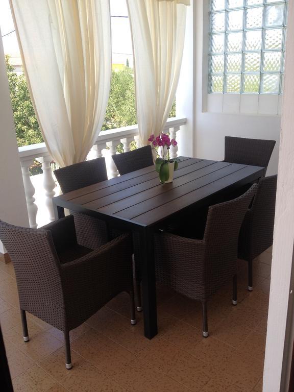 Holiday Home Villa Emma Debeljak Exteriér fotografie