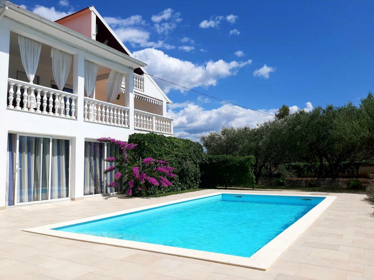 Holiday Home Villa Emma Debeljak Exteriér fotografie